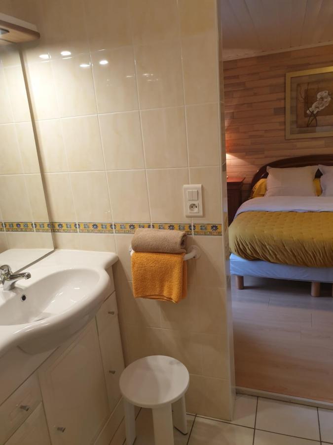 Chambres D'Hotes Kerioret Izella Kerlaz Luaran gambar